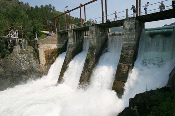 В правительство переданы подписи против постройки Эвенкийской ГЭС