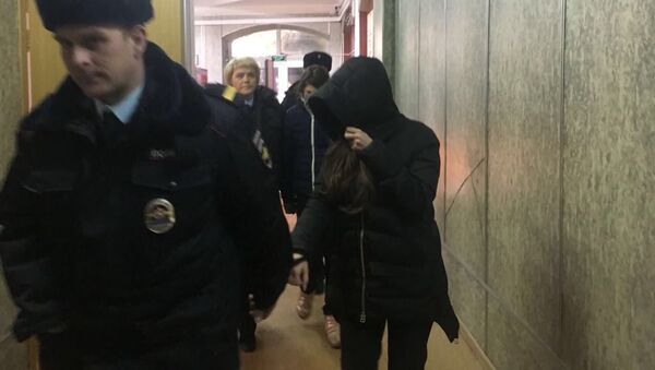 В Москве следователями СКР возбуждено уголовное дело в отношении двух женщин, обвиняемых в попытке продажи девушки в сексуальное рабство