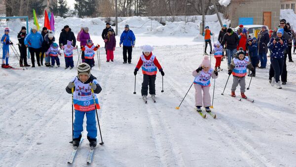 В России стартовала гонка для детей «Лыжня здоровья»