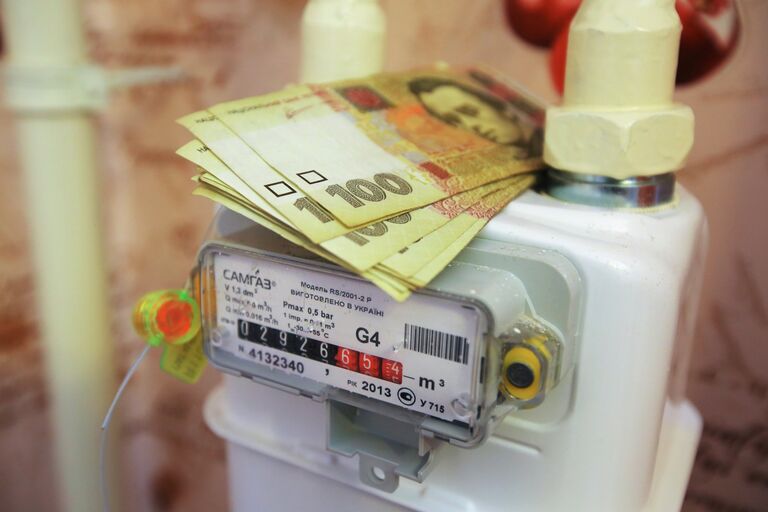 Денежные купюры Украины на газовом счетчике Денежные купюры Украины на газовом счетчике
