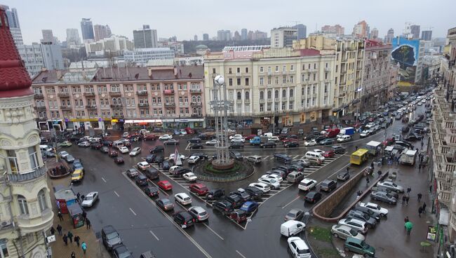 Площадь Льва Толстого в Киеве, Украина. Архив