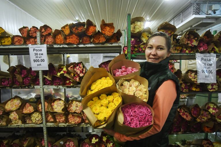 Сотрудник на предприятии ГБУ Озеленение в Москве