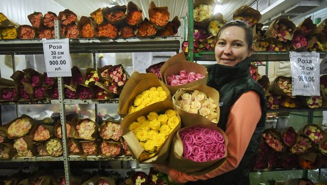 Сотрудник на предприятии ГБУ Озеленение в Москве