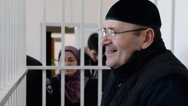 Глава чеченского отделения правозащитного центра Мемориал Оюб Титиев на заседании суда. Архивное фото