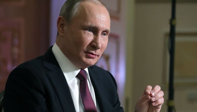 Президент РФ Владимир Путин дает интервью журналисту американского телеканала NBC Мегин Келли в Кремле