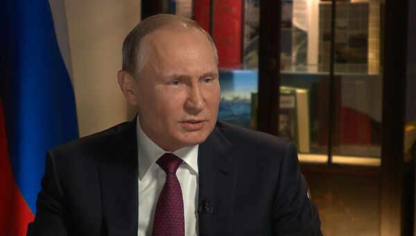 Путин рассказал, как давно думает о преемнике и кто его будет выбирать