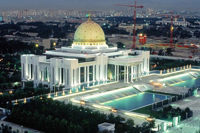 Дворец президента республики Туркмения, архивное фото