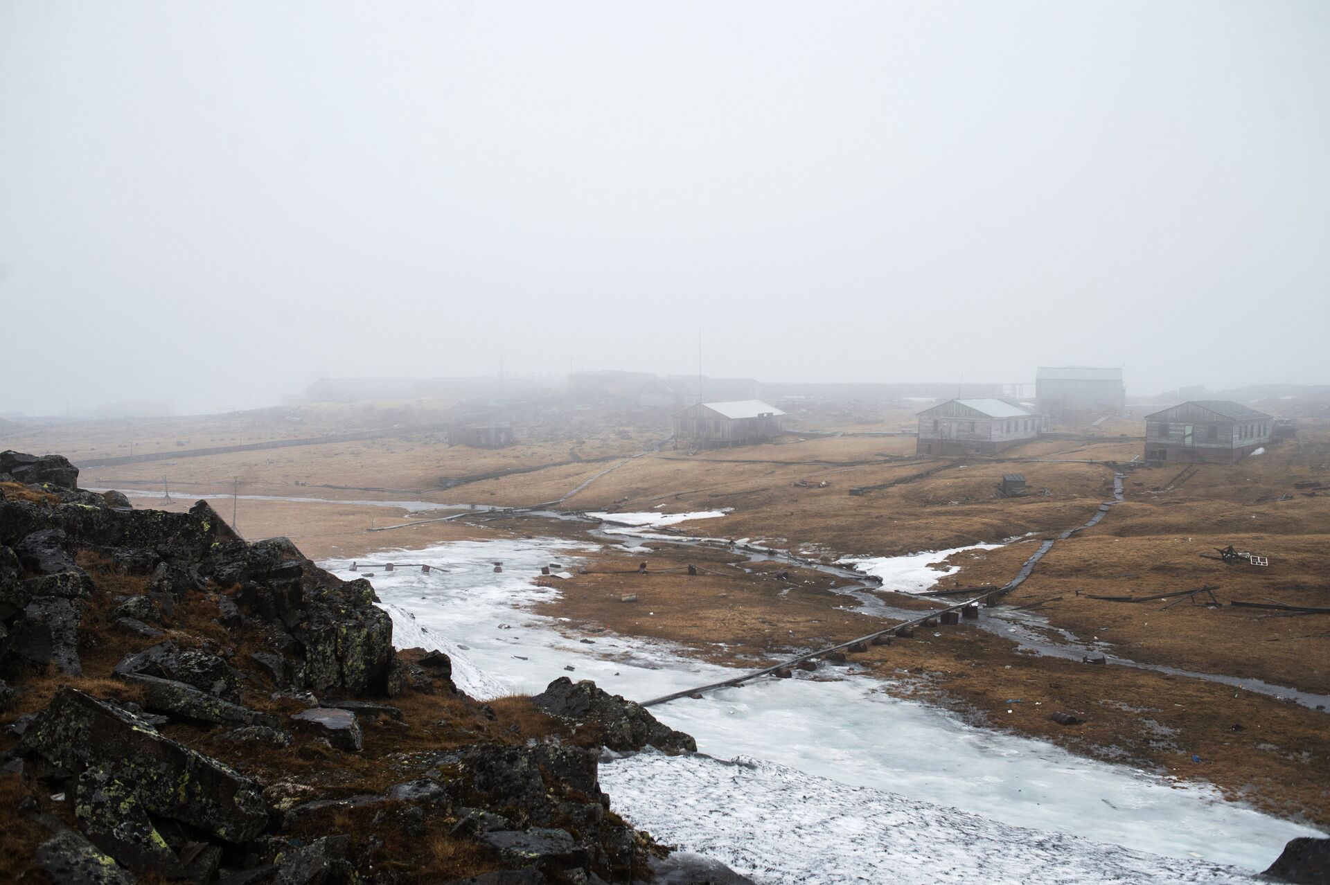 Арктический поселок Диксон на берегу Карского моря Арктический поселок Диксон на берегу Карского моря - РИА Новости, 1920, 15.09.2025