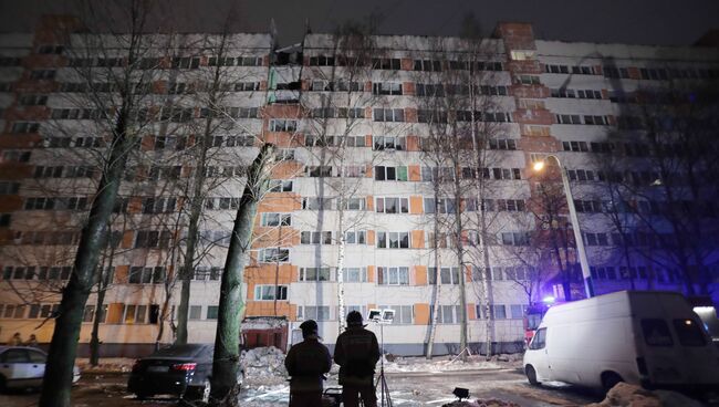 Жилой дом на улице Народного Ополчения в Санкт-Петербурге, где произошел взрыв газа. 13 марта 2018