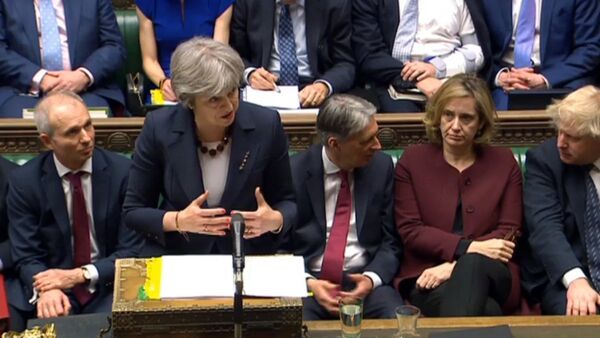 Премьер-министр Великобритании Тереза Мэй во время выступления в парламенте