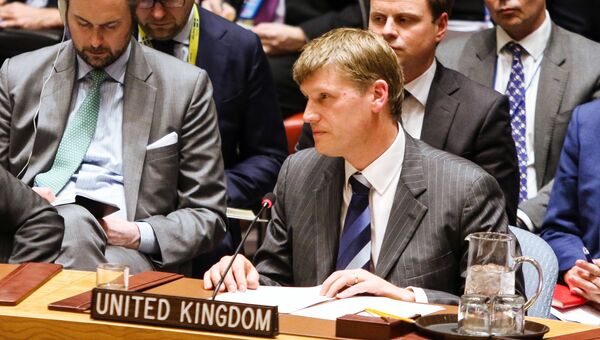 Исполняющий обязанности постоянного представителя Великобритании при ООН Джонатан Аллен на заседании совета безопасности ООН в Нью-Йорке. 14 марта 2018