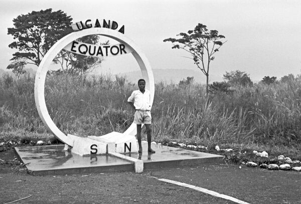 Линия экватора в нескольких десятках миль от Кампалы
