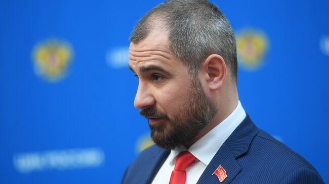 Максим Сурайкин в информационном центре Центральной избирательной комиссии РФ. 18 марта 2018