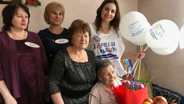 Евдокия Петровская, которая проголосовала в Ростове-на-Дону в свой 93 день рождения. 18 марта 2018
