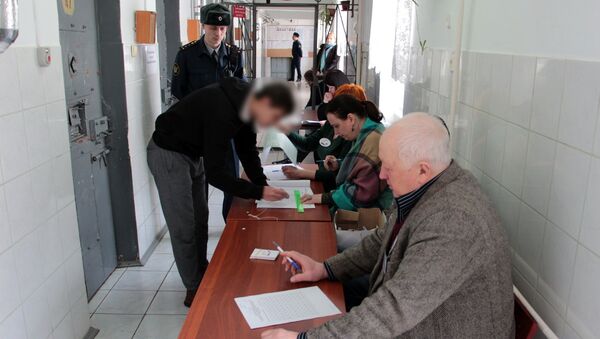 Голосование на выборах президента на избирательных участках в СИЗО