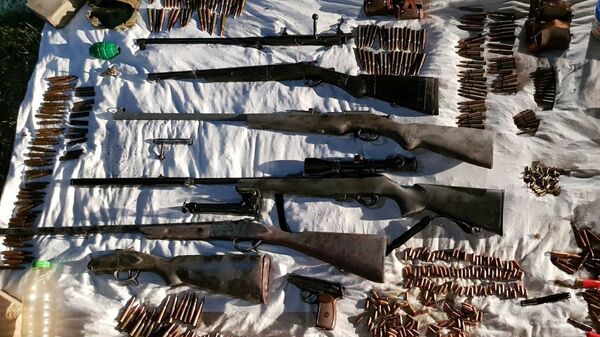 Схрон с оружием и боеприпасами обнаружен в лесу в ущелье г.Ай-Петри вблизи с.Соколиное Бахчисарайского района Республики Крым