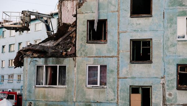 Многоквартирный жилой дом на улице Свердлова в Мурманске, пострадавший от взрыва газа. Архивное фото