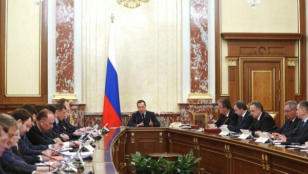 Председатель правительства Дмитрий Медведев проводит совещание с членами кабинета министров. 22 марта 2018