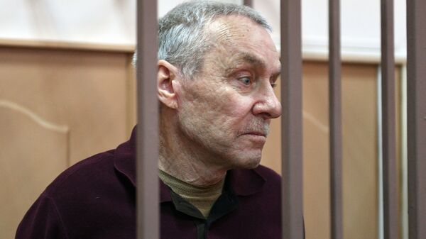 Отец полковника МВД Дмитрия Захарченко Виктор в Басманном суде Москвы. 22 марта 2018