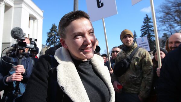 Надежда Савченко у здания Верховной рады в Киеве. 22 марта 2018