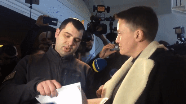 Появилось видео задержания Савченко в здании Верховной рады