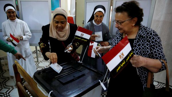 Египтяне на избирательном участке во время президентских выборов в Каире, Египет. 26 марта 2018