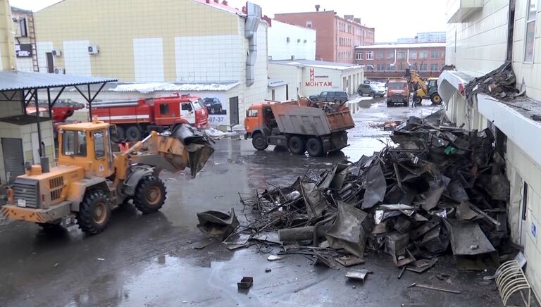 Ликвидация последствий пожара в ТЦ Зимняя вишня в Кемерово. 26 марта 2018