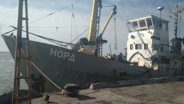 Задержанное рыболовецкое судно Норд в украинской части территориальных вод Азовского моря. 26 марта 2018