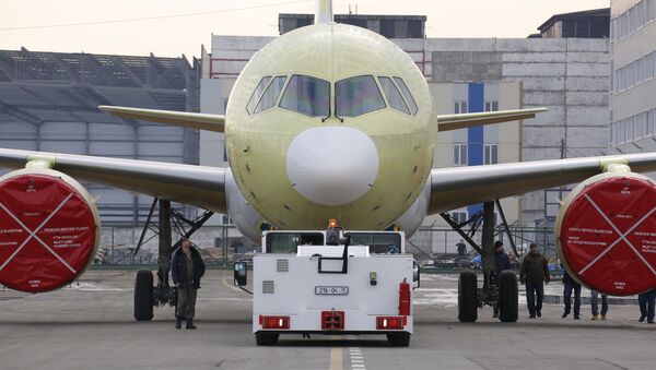 Второй образец пассажирского самолета МС-21-300 на Иркутском авиационном заводе