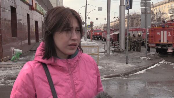 Видела, как дети прыгали из окон. Очевидица — о пожаре в ТЦ Зимняя вишня Видела, как дети прыгали из окон. Очевидица — о пожаре в ТЦ Зимняя вишня