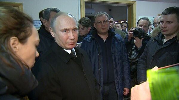 Путин пообещал найти виновных в пожаре в Кемерово и принять соответствующие меры Путин пообещал найти виновных в пожаре в Кемерово и принять соответствующие меры