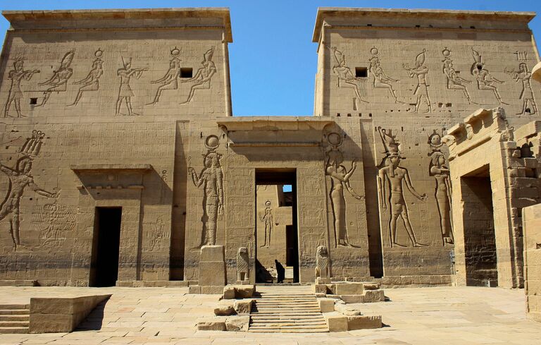 Храм Исиды на острове Филе в Египте