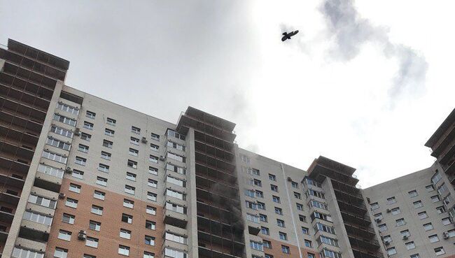 Пожар в доме на Коломяжском проспекте в Санкт-Петербурге