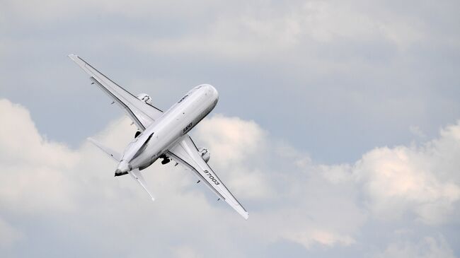 Ближнемагистральный пассажирский самолет Sukhoi Superjet 100. Архивное фото