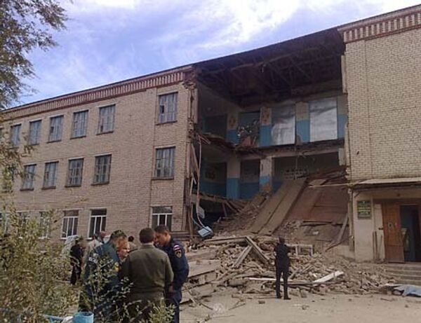 Обрушение школы в Оренбургской области