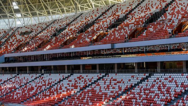 Трибуны на стадионе Мордовия Арена в Саранске