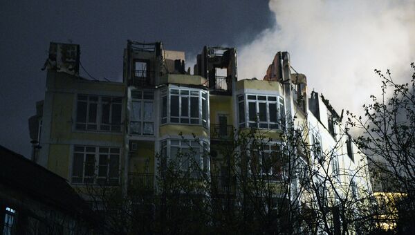Тушение пожара в жилом доме, расположенного на улице Пятигорской в центре Сочи. Архивное фото