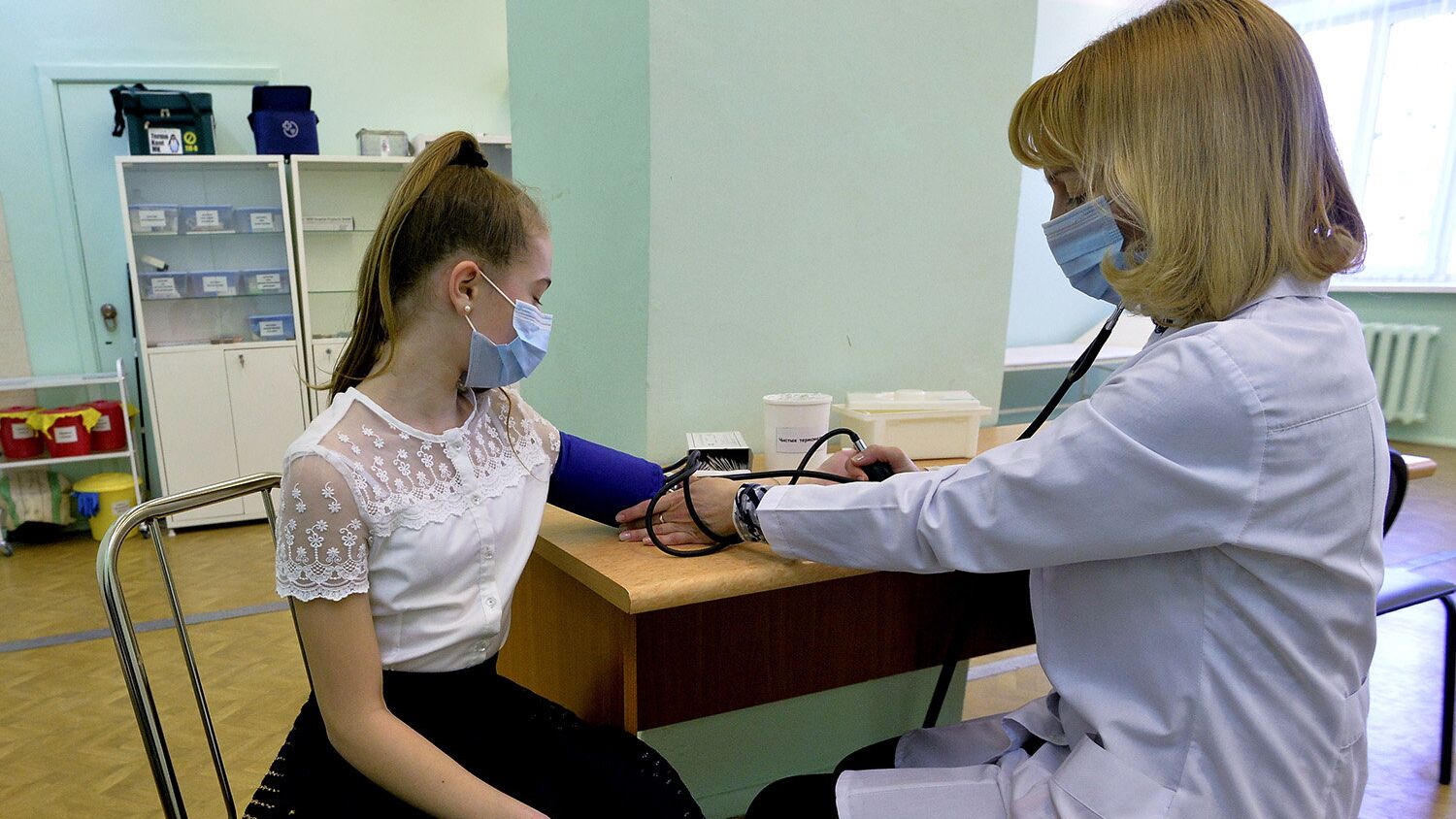 В России 13 тысяч врачей-волонтеров обслуживают четыре миллиона человек - РИА Новости, 1920, 31.08.2021
