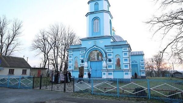 Свято-Успенский храм в селе Птичья Ровенской области