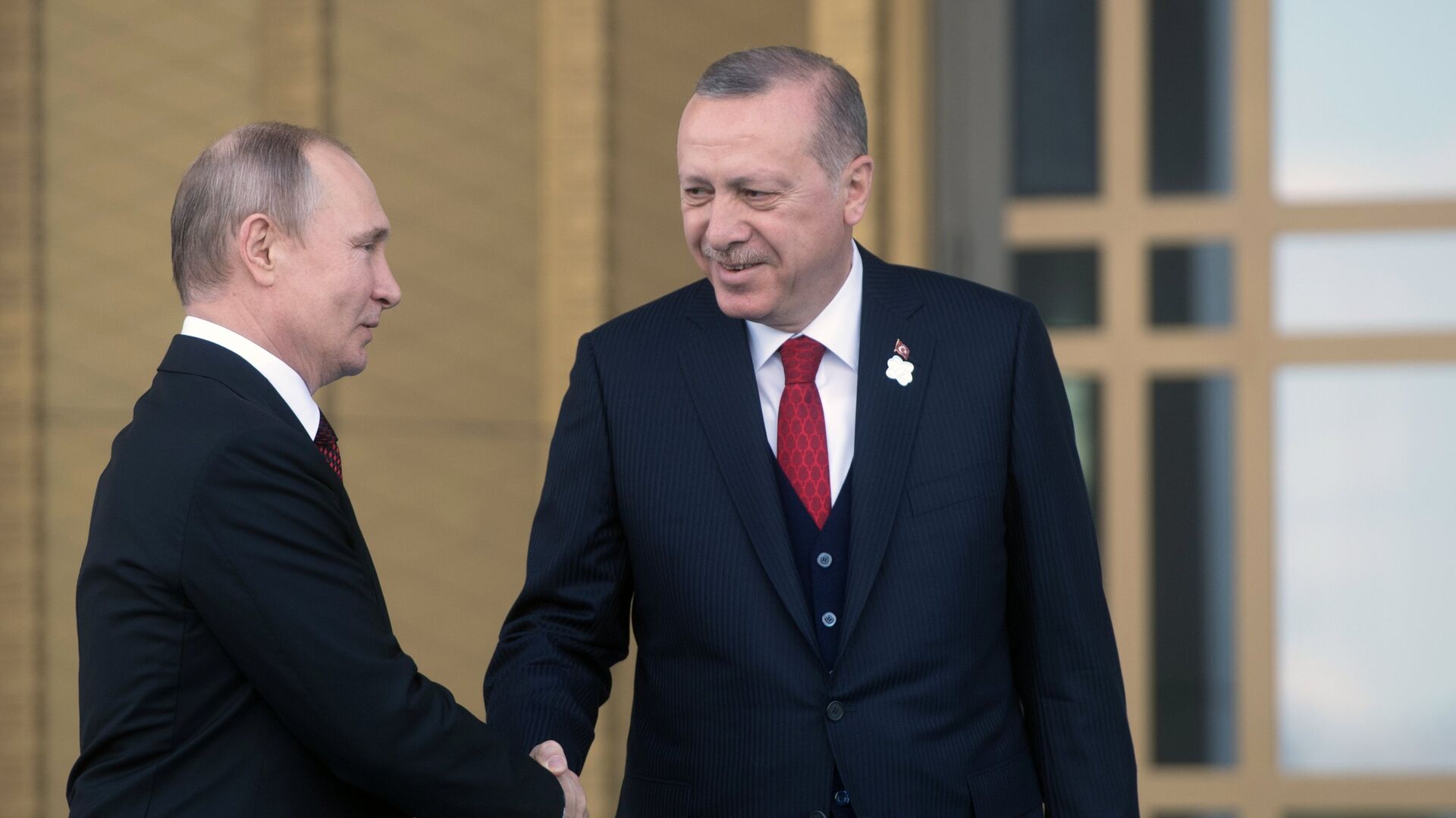 Президенты России и Турции Владимир Путин и Реджеп Тайип Эрдоган во время встречи в Анкаре. 3 апреля 2018 - РИА Новости, 1920, 28.08.2023