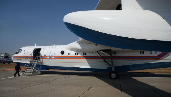 Самолет-амфибия Бе-200ЧС Хабаровского авиационно-спасательного центра МЧС. Архивное фото