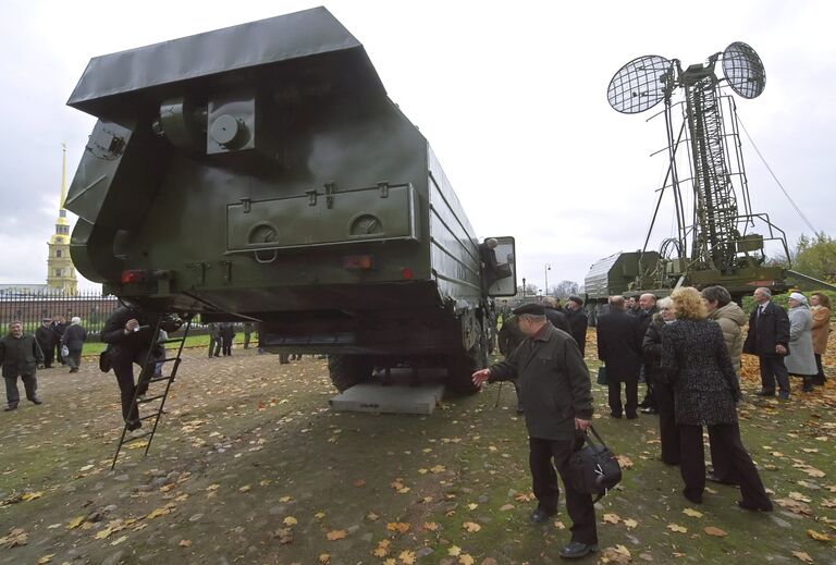 Ракетная установка Тополь, снятая с боевого дежурства в рамках действия Договора о сокращении наступательных вооружений Ракетная установка Тополь, снятая с боевого дежурства в рамках действия Договора о сокращении наступательных вооружений