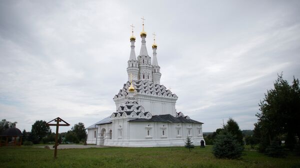 Вид на Одигитриевскую церковь Иоанно-Предтеченского монастыря в городе Вязьма Смоленской области