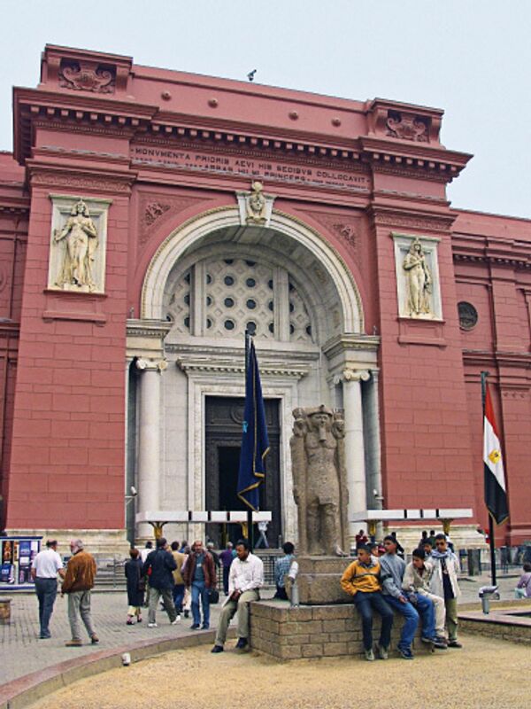 Саперы обезвредили в центре Каира, где ранее прогремел взрыв, еще одно взрывное устройство