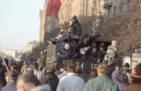 Попытка государственного переворота в Москве в 1993 году. Архив