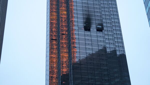 Последствия пожара в Trump Tower. 08.04.18