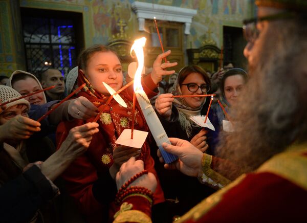 Празднование Пасхи в Свято-Троицком кафедральном соборе Екатеринбурга