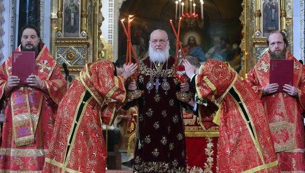 Патриарх Московский и всея Руси Кирилл на праздничном пасхальном богослужении в храме Христа Спасителя