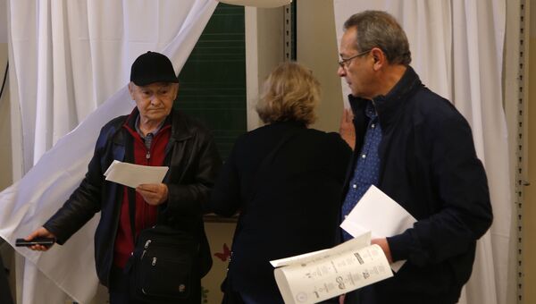 Голосование на избирательном участке в Будапеште. 8 апреля 2018