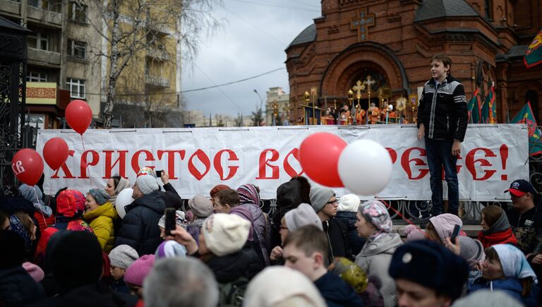 Пасхальный крестный ход в Новосибирске